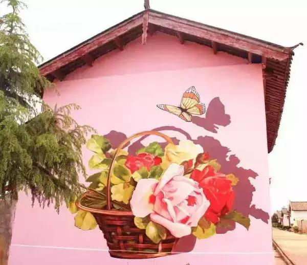 金龙村——白色的墙壁华丽转身九色玫瑰时尚小镇